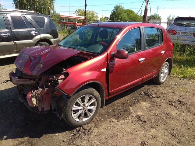 Renault Sandero 2011