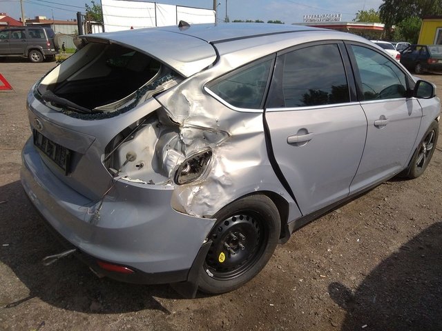 Ford Focus (Форд Фокус)