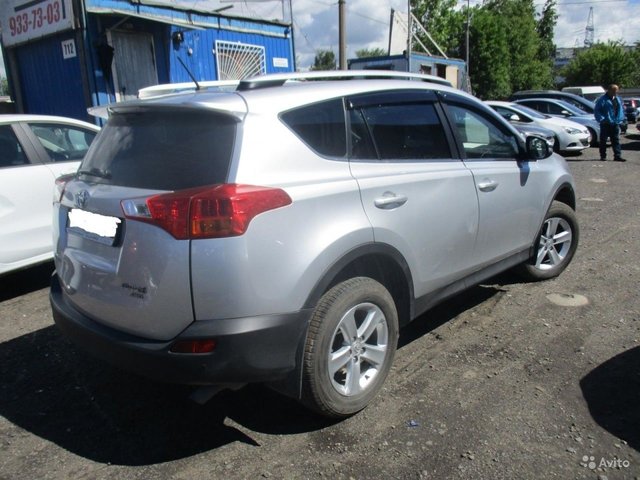 Toyota (Тойота) RAV4