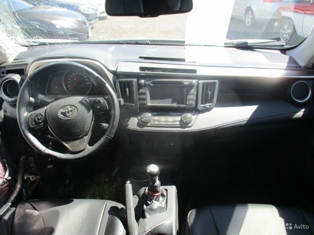 Toyota (Тойота) RAV4