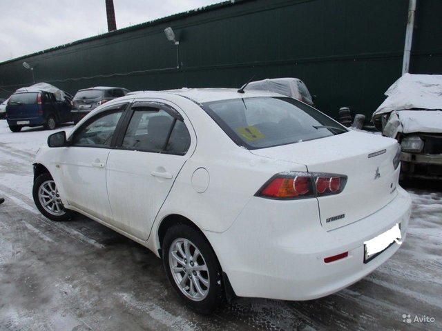 Mitsubishi Lancer (Митсубиси Лансер)