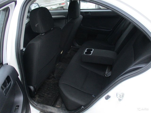 Mitsubishi Lancer (Митсубиси Лансер)