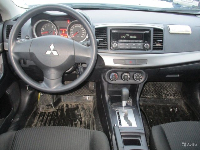 Mitsubishi Lancer (Митсубиси Лансер)