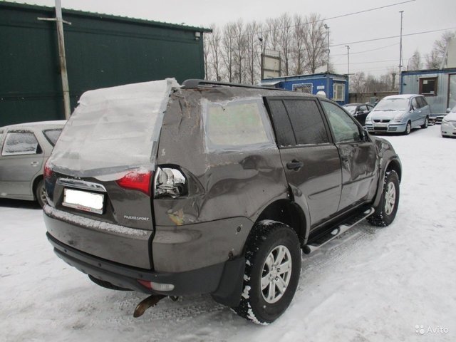 Mitsubishi Pajero (Митсубиси Паджеро)