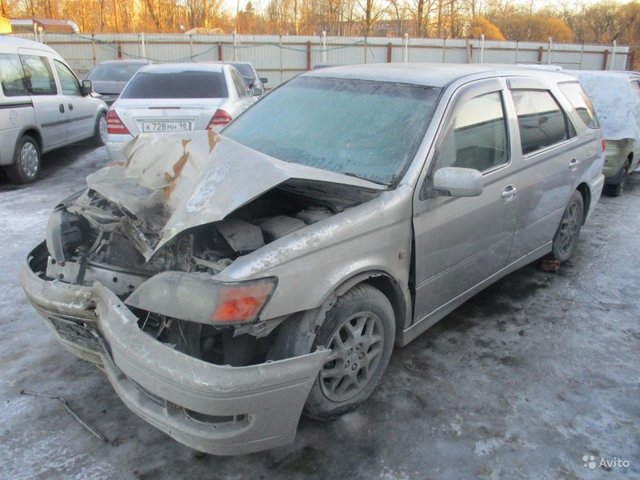 Toyota (Тойота) Vista