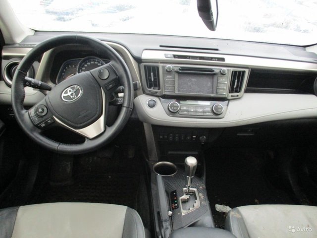 Toyota (Тойота) RAV4