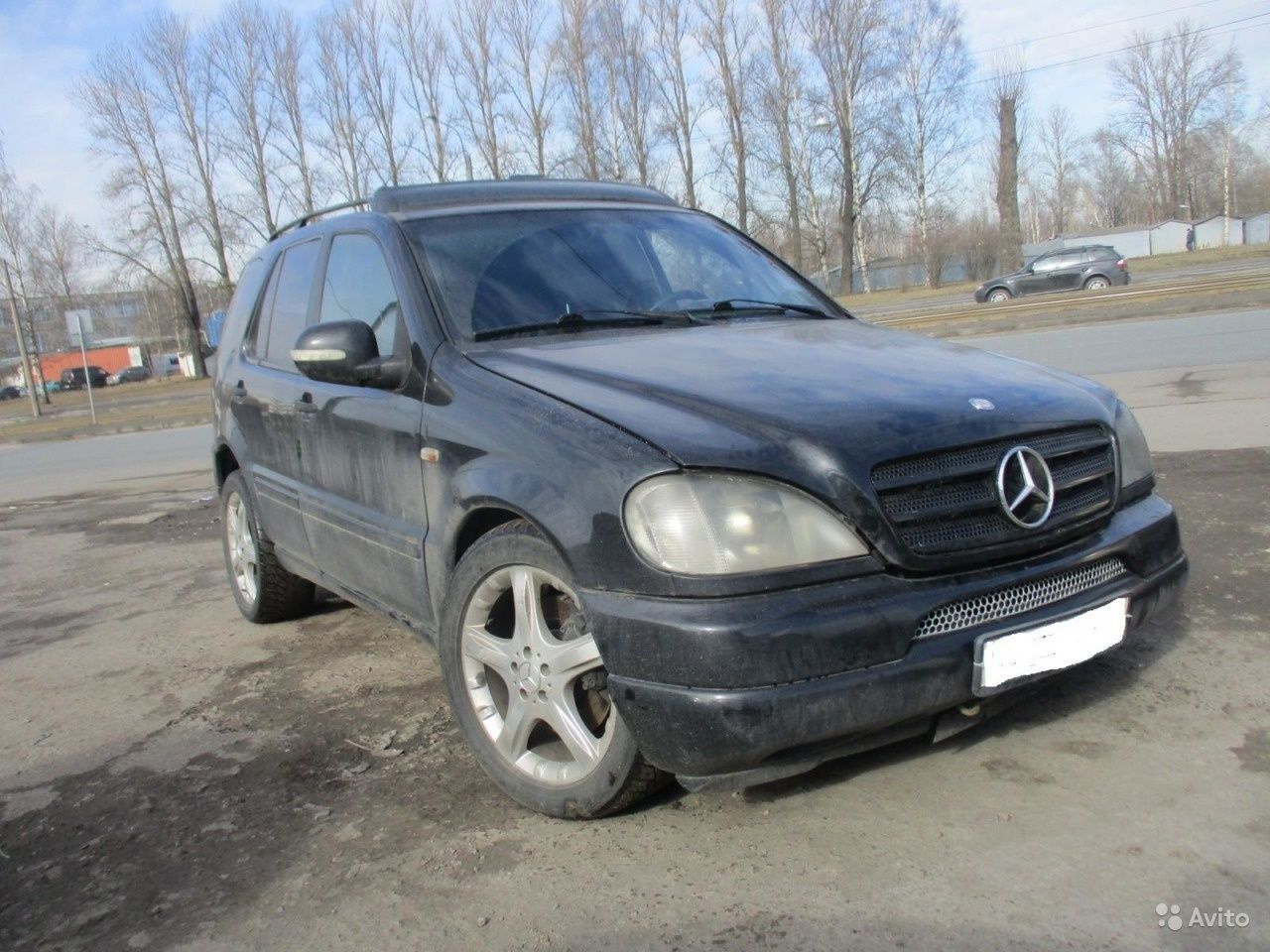 Выкупленный битый Mercedes (Мерседес) M-class 1999 г. бензин 4.3 л. автомат  пробег 390 000 км. в Санкт‑Петербурге от компании «Контакт Авто»