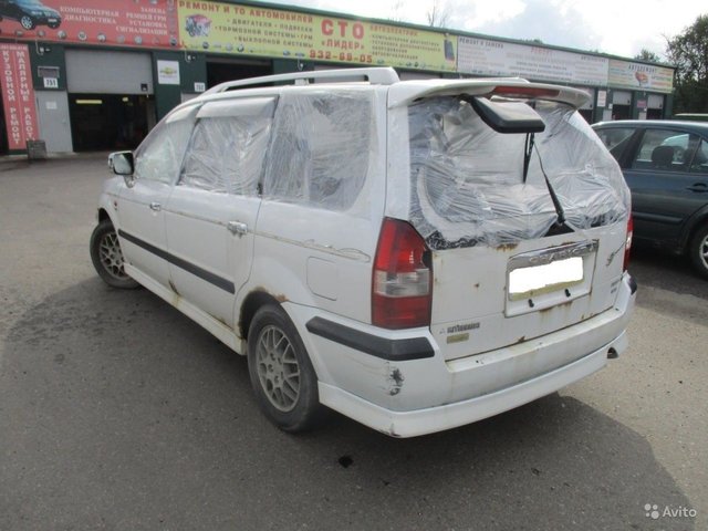 Mitsubishi (Митсубиси) Chariot