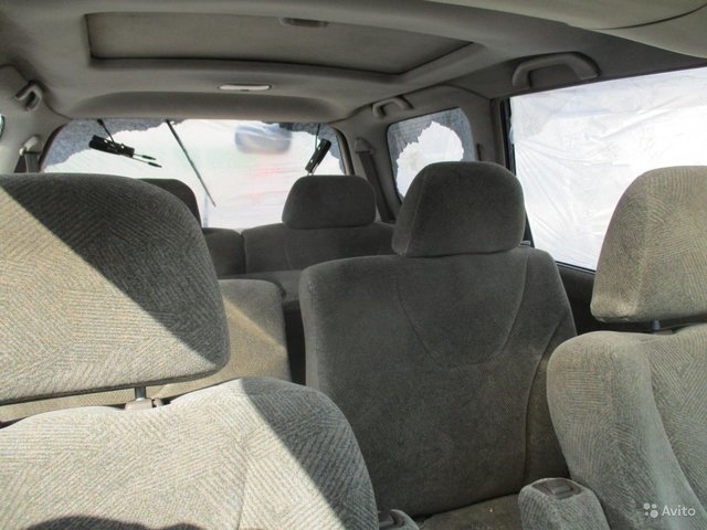 Mitsubishi (Митсубиси) Chariot
