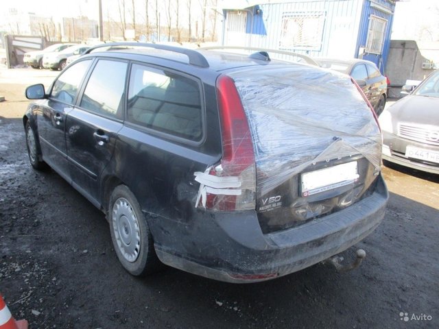 Volvo (Вольво) V50