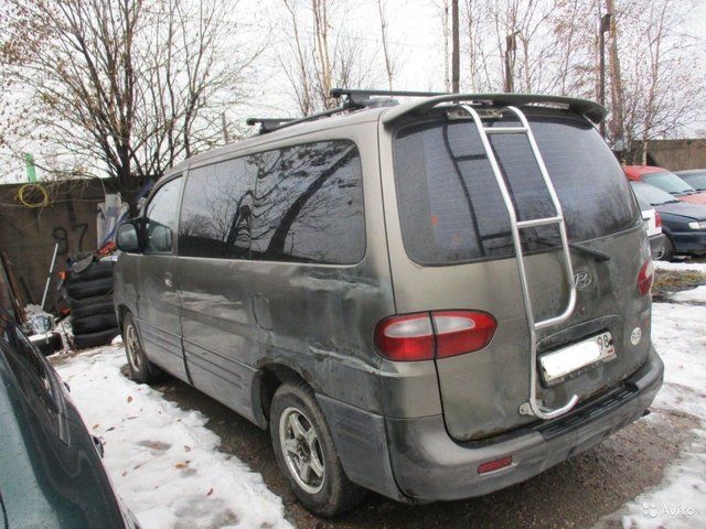 Hyundai (Хёндай) Starex