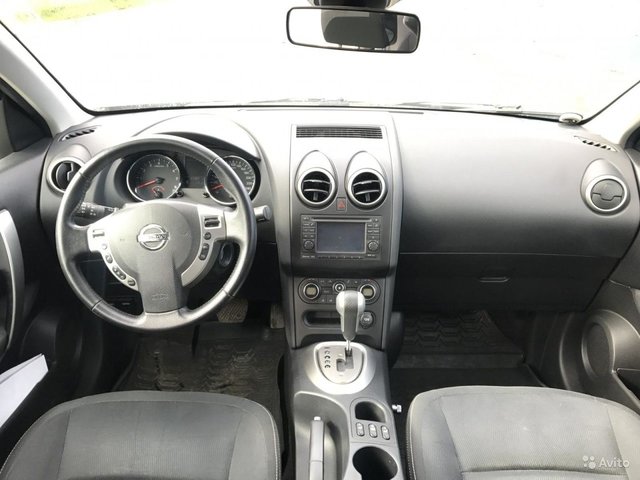 Nissan Qashqai (Ниссан Кашкай)