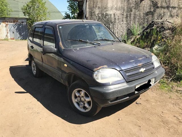 Chevrolet Niva 2004