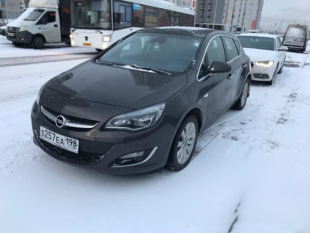Opel Astra 2013