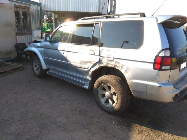 Mitsubishi Pajero (Митсубиси Паджеро)